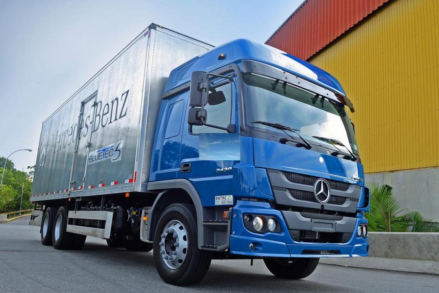  Mercedes-Benz Atego 2430 6x2 2013 года  (BR) (фото 2 из 8)
